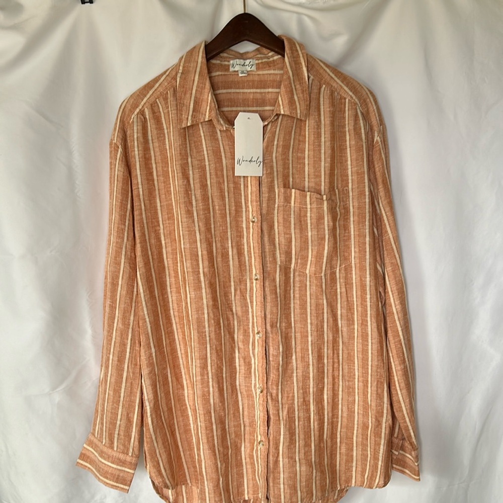 NWT WONDERLY salmon colored striped linen blend long sleeve blouse. Size M.